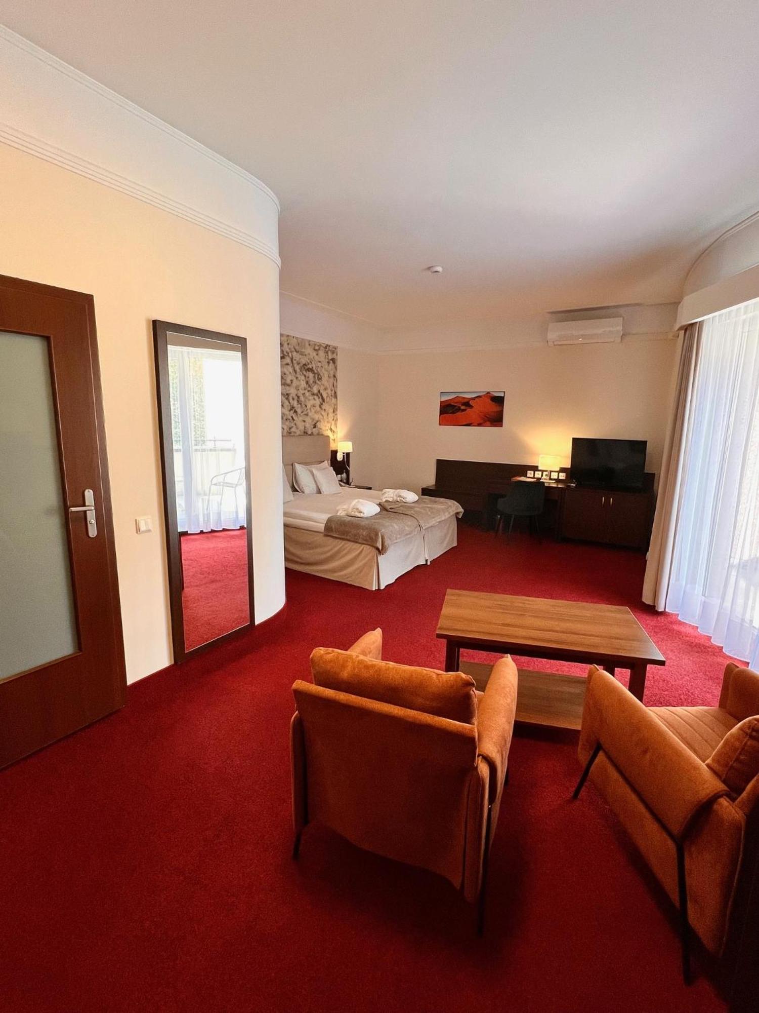 Papuga Park Hotel Wellness Marrakesz & Spa 비엘스코-비아와 외부 사진