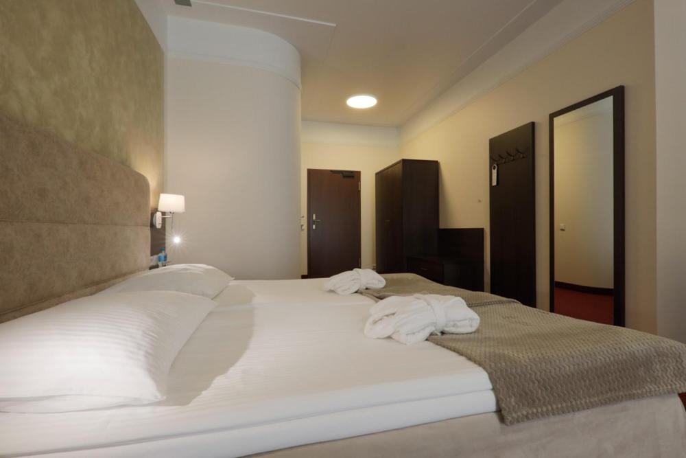 Papuga Park Hotel Wellness Marrakesz & Spa 비엘스코-비아와 외부 사진